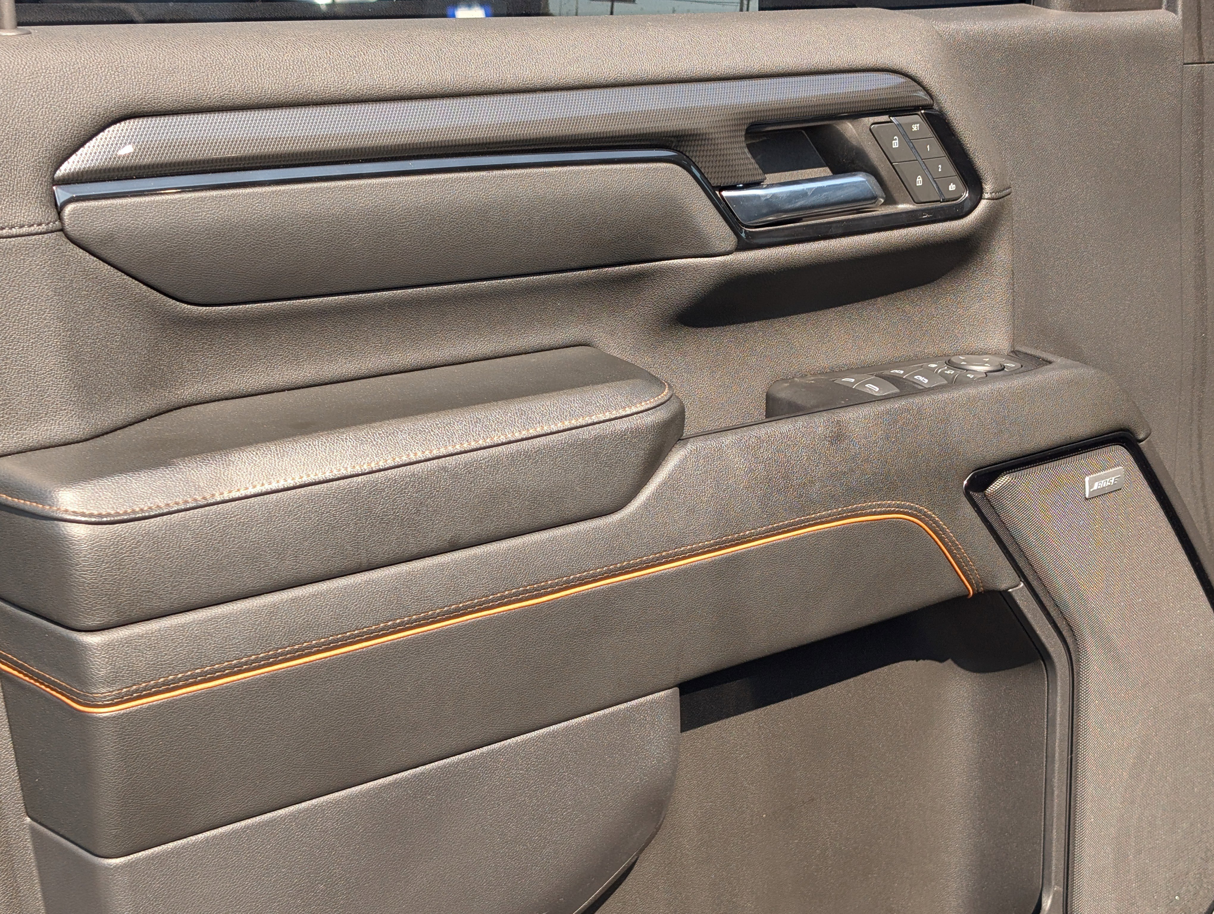 Used 2024 GMC Sierra 2500 AT4 w/ AT4 Premium Plus Package image 16