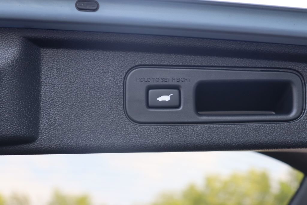 Used 2026 Honda Odyssey Touring image 13