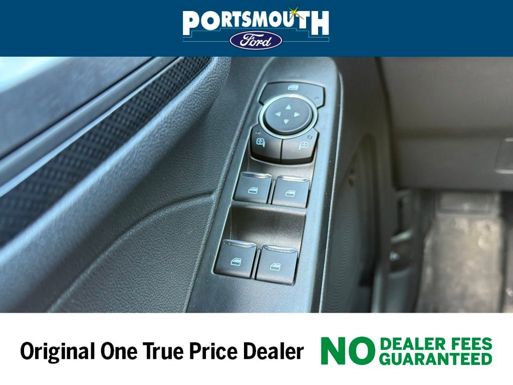 Used 2025 Ford Escape ST-Line Select w/ Tech Pack #2 image 25