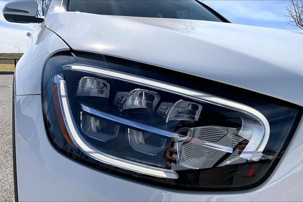 Used 2022 Mercedes-Benz GLC 300 image 31