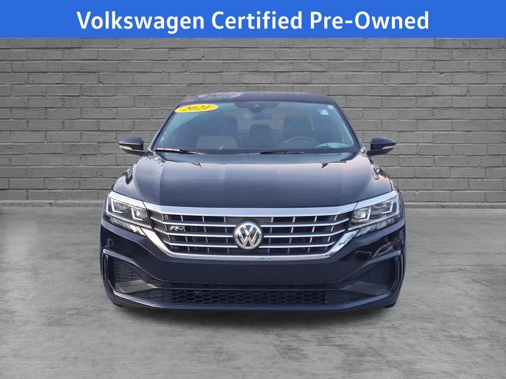 Used 2021 Volkswagen Passat 2.0T R-Line FWD image 2