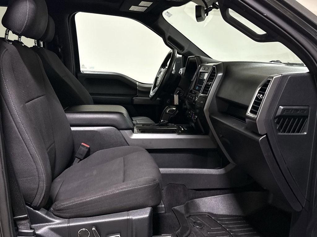 Used 2016 Ford F150 XLT w/ Equipment Group 302A Luxury image 23