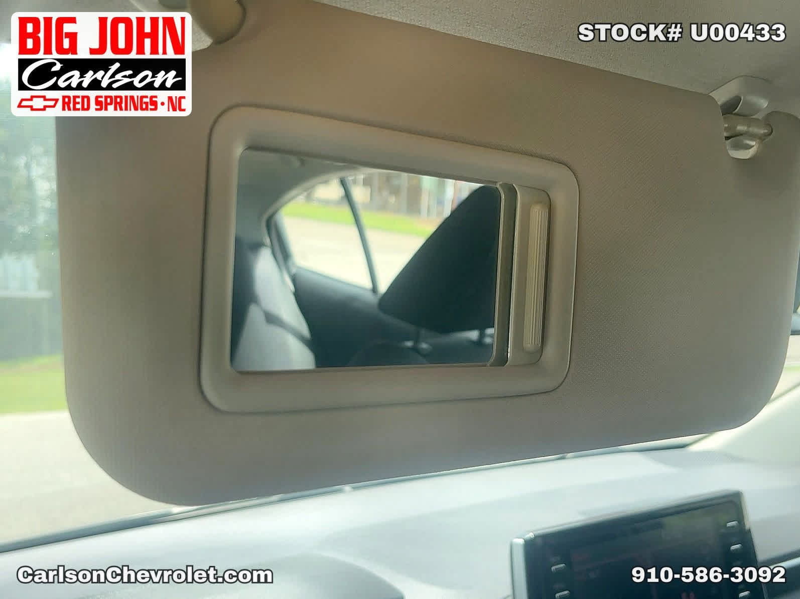 Used 2020 Toyota Corolla LE FWD image 27