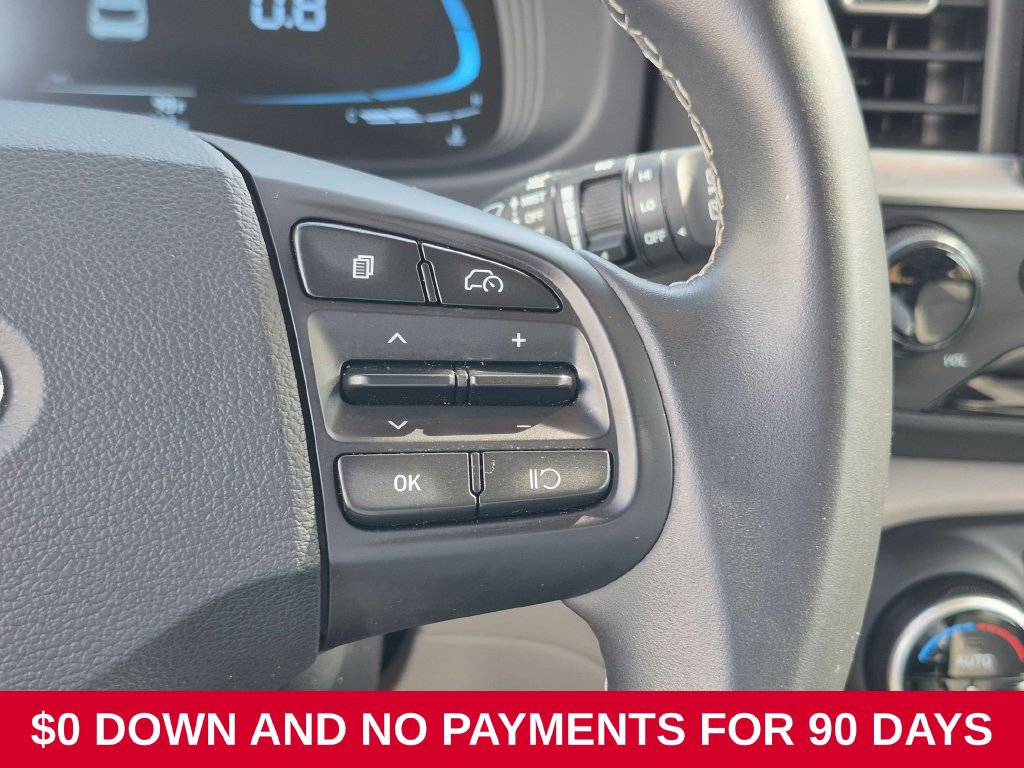 Used 2025 Hyundai Venue SEL FWD image 20