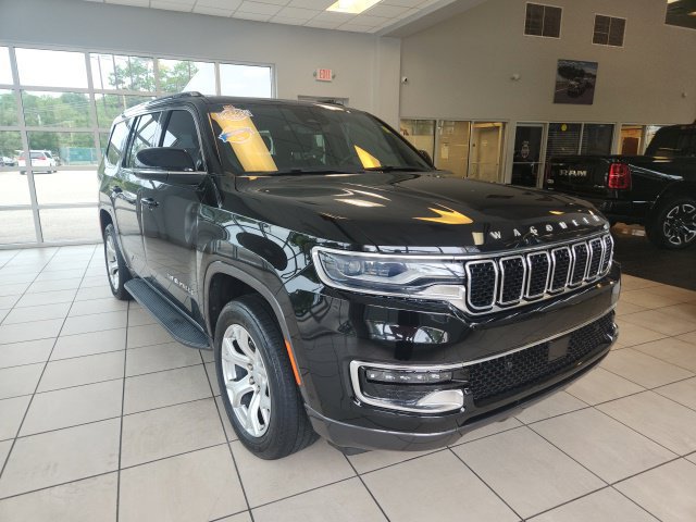 Used 2022 Jeep Wagoneer Series I w/ Premium Group I RWD image 3
