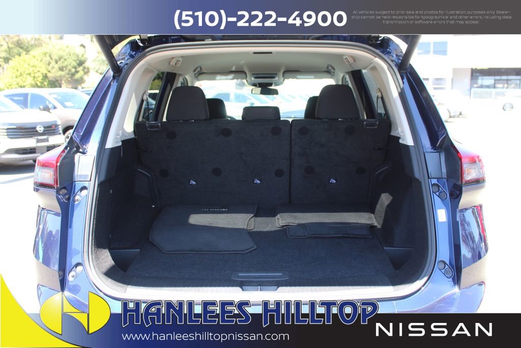 Used 2025 Nissan Rogue SV FWD image 10