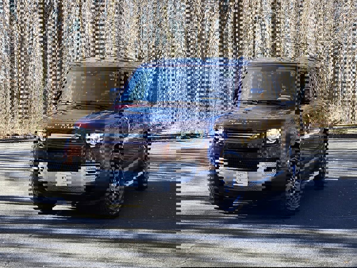 Used 2023 Land Rover Defender 130 S image 1