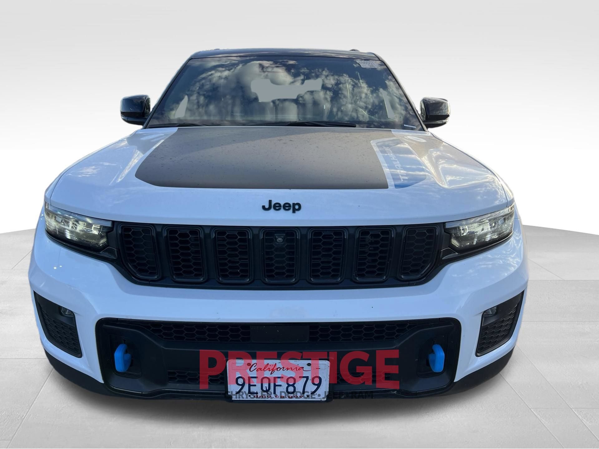 Used 2022 Jeep Grand Cherokee Trailhawk AWD/4WD image 3