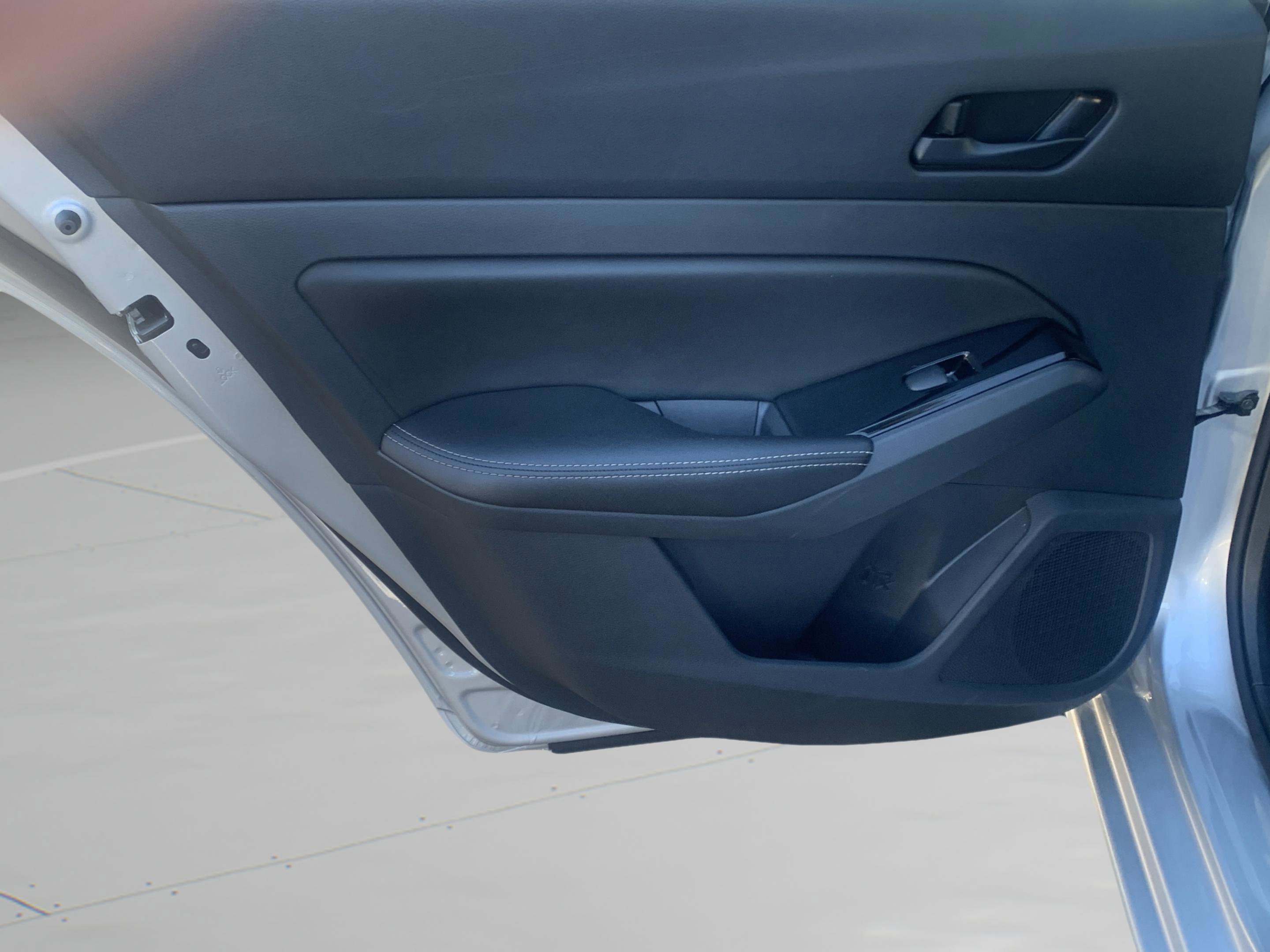 Used 2023 Nissan Altima 2.5 SV image 30