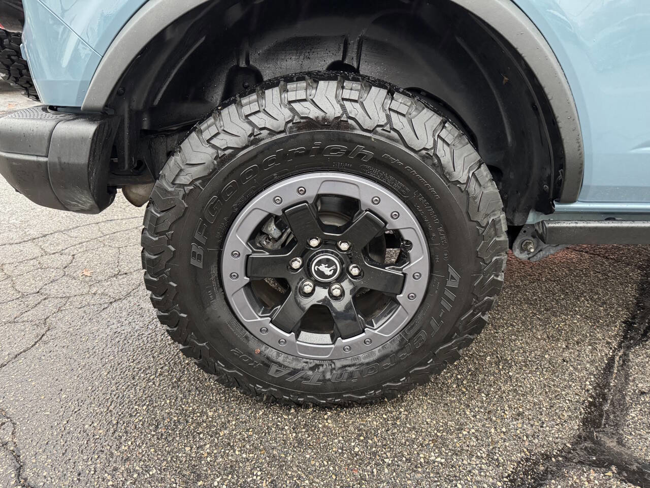 Used 2023 Ford Bronco Badlands image 24