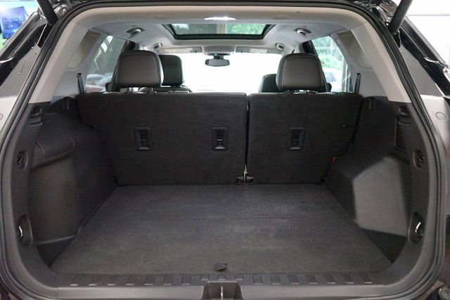 Used 2022 GMC Terrain SLT w/ Infotainment Package II image 50