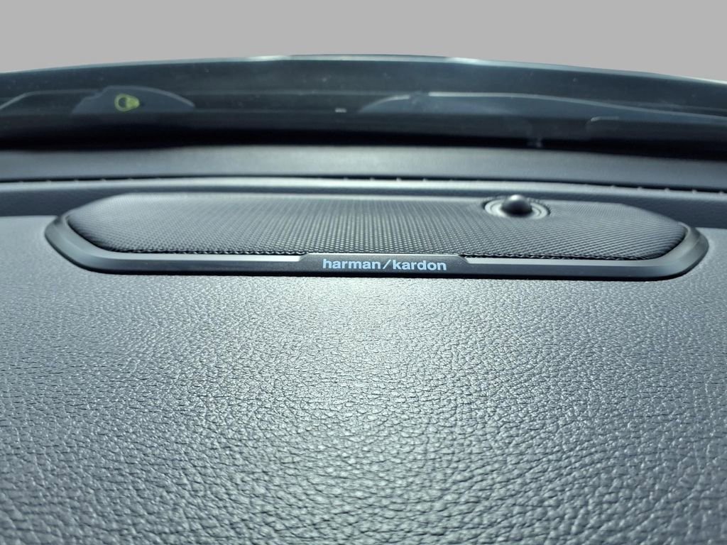 Used 2021 RAM 1500 Laramie w/ Night Edition image 19