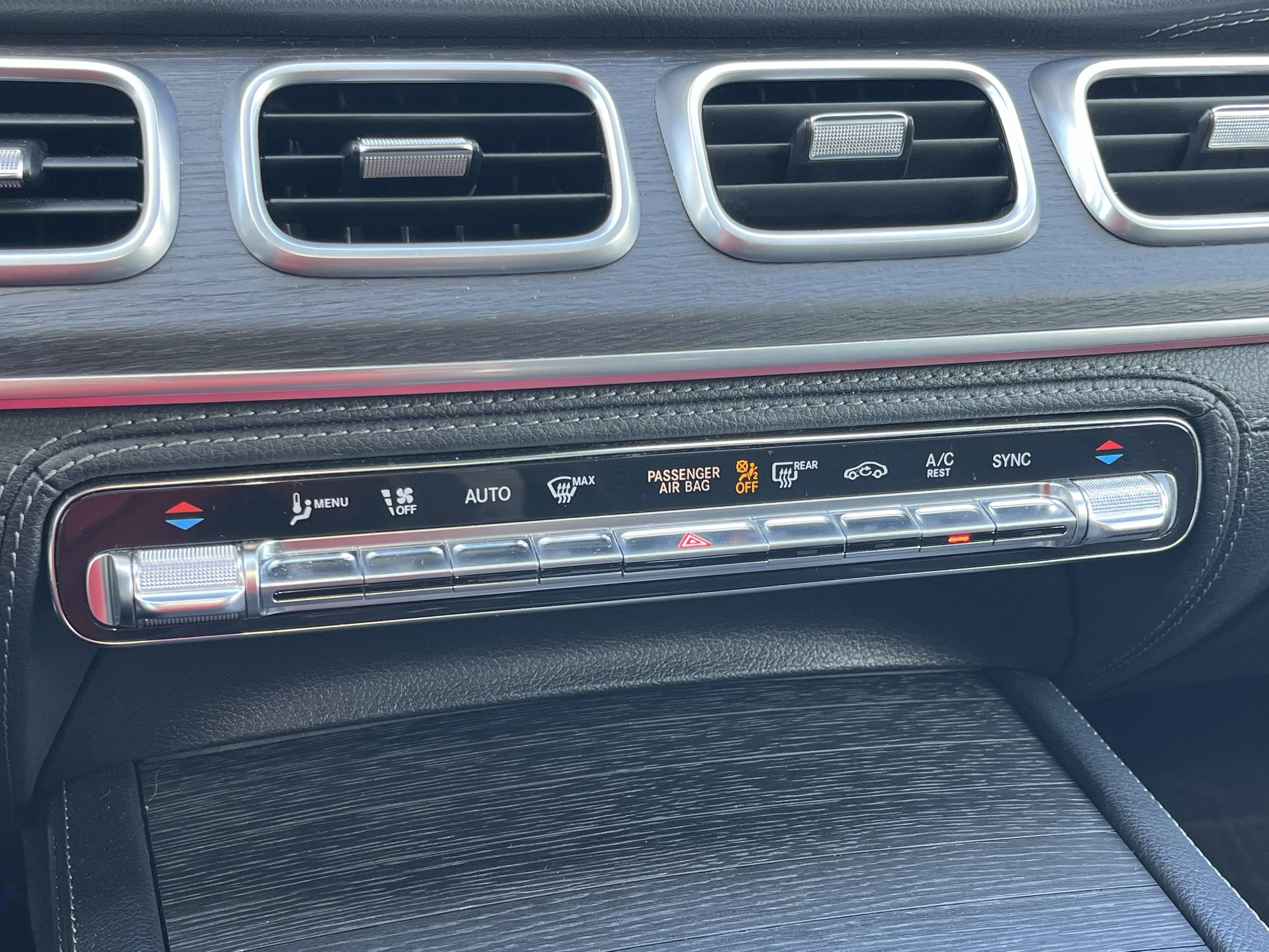 Used 2021 Mercedes-Benz GLS 580 4MATIC image 6