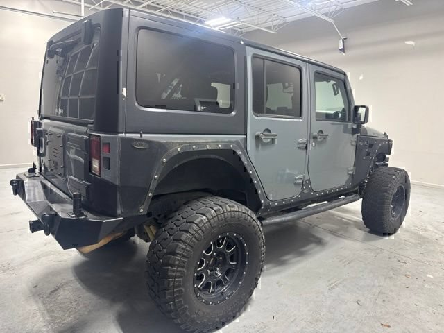 Used 2014 Jeep Wrangler Unlimited Rubicon w/ Max Tow Package AWD/4WD image 5