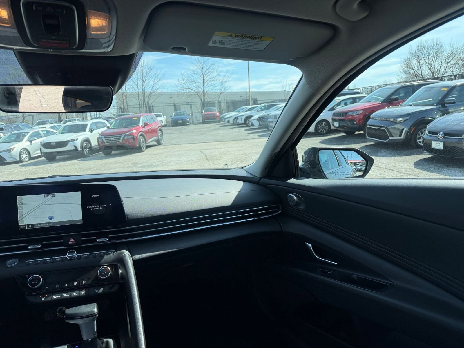 Used 2025 Hyundai Elantra SEL image 37