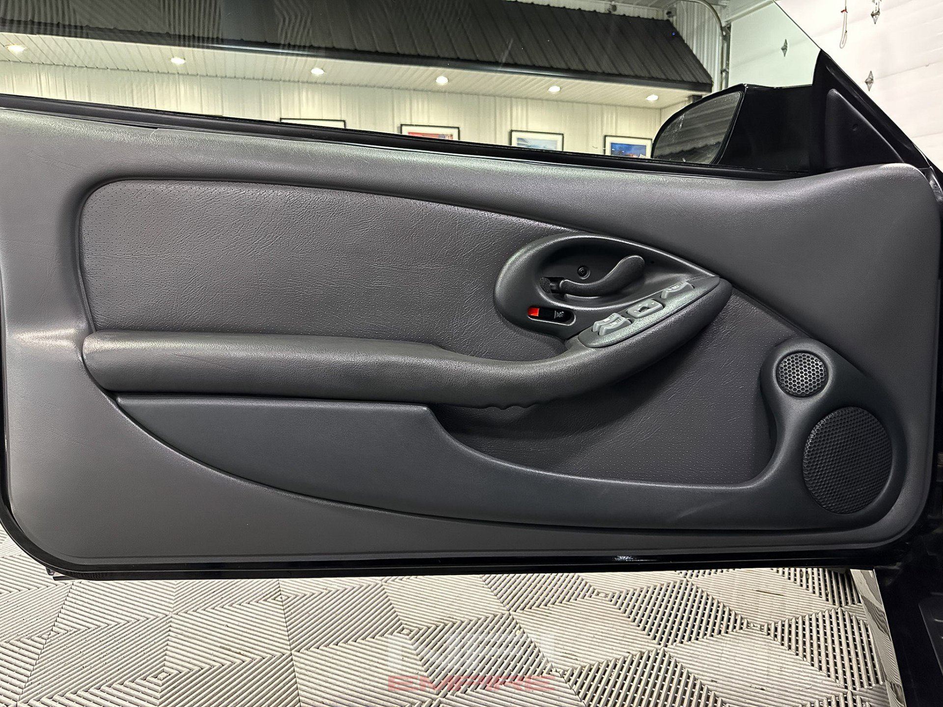 Used 1999 Pontiac Firebird Formula w/ SLP Firehawk Pkg image 30