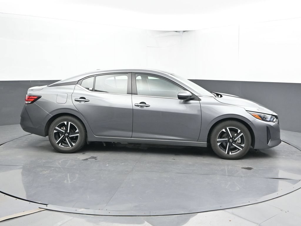 Used 2024 Nissan Sentra SV FWD image 4