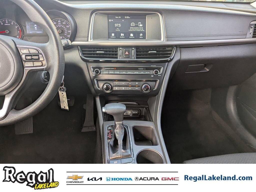 Used 2018 Kia Optima LX w/ 17" Alloy Wheels Package image 12
