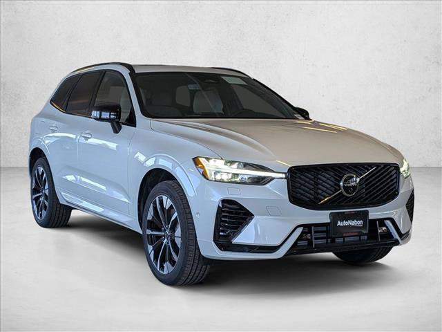 New 2026 Volvo XC60 T8 Plus w/ Climate Package PRO AWD/4WD image 6