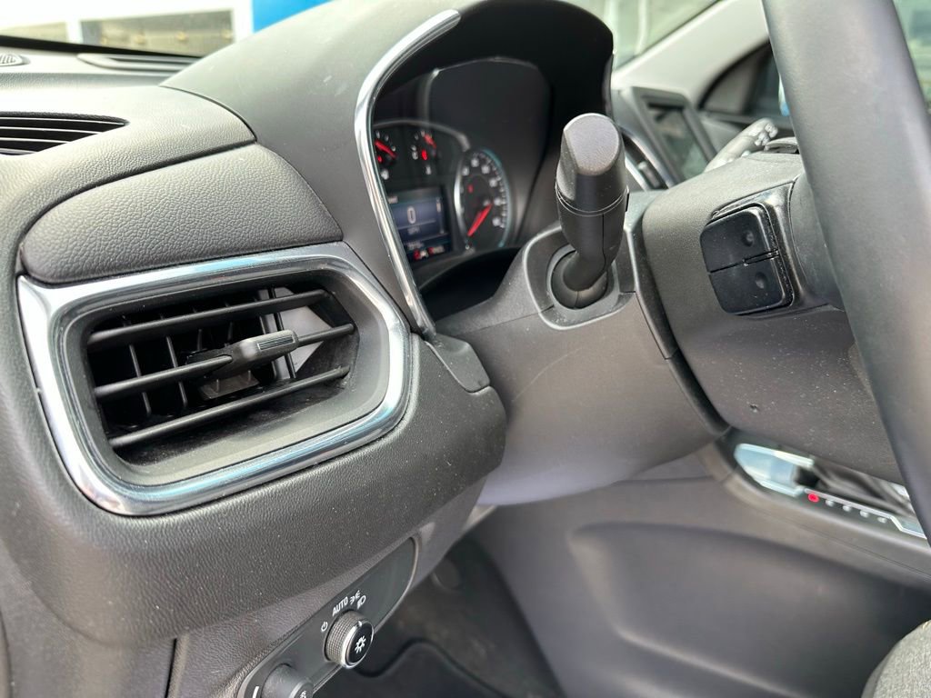 Used 2023 Chevrolet Equinox LT FWD image 25
