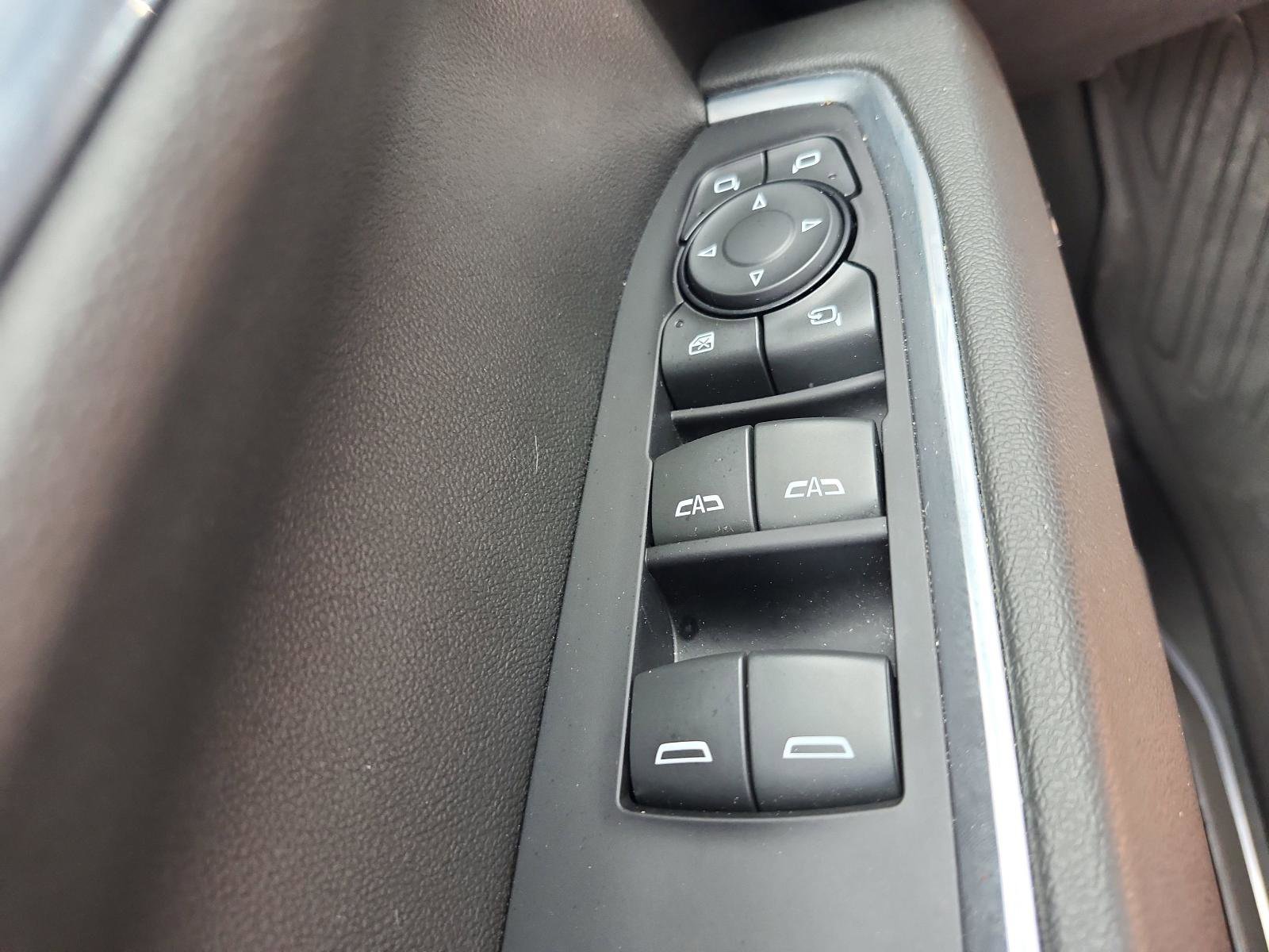 Used 2022 GMC Sierra 1500 SLT AWD/4WD image 23