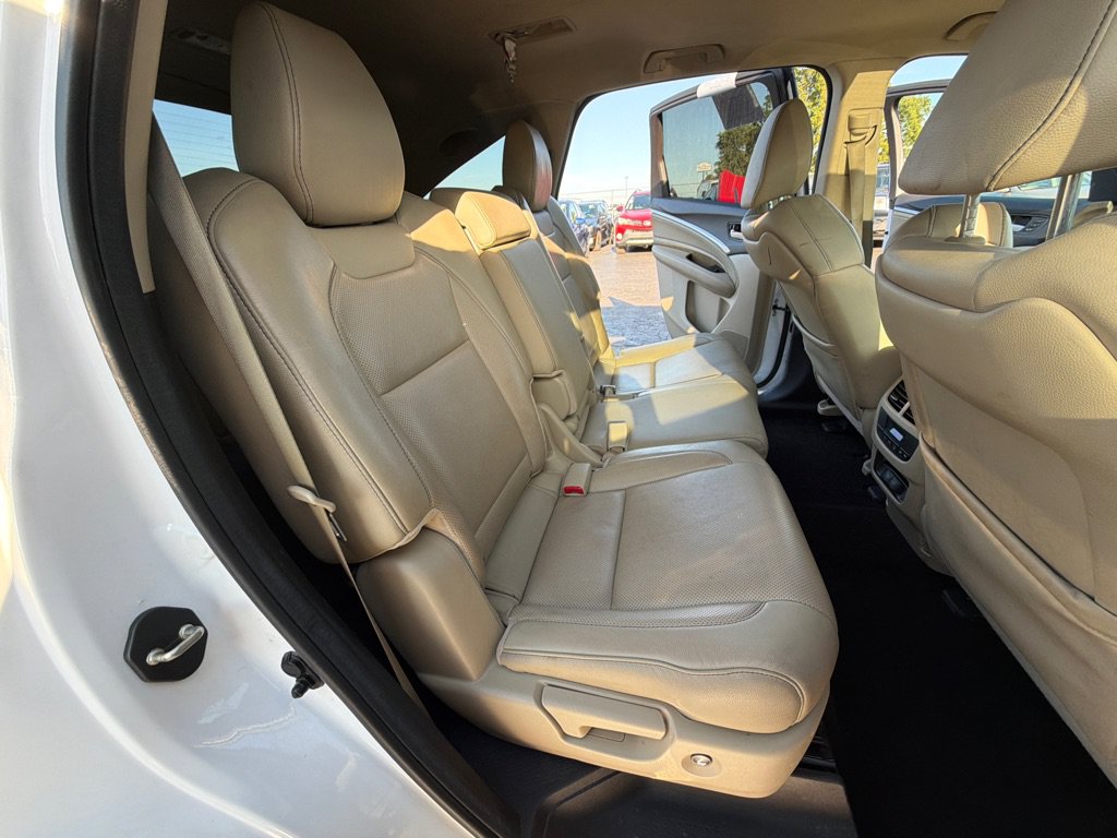 Used 2020 Acura MDX w/ Technology Package AWD/4WD image 34