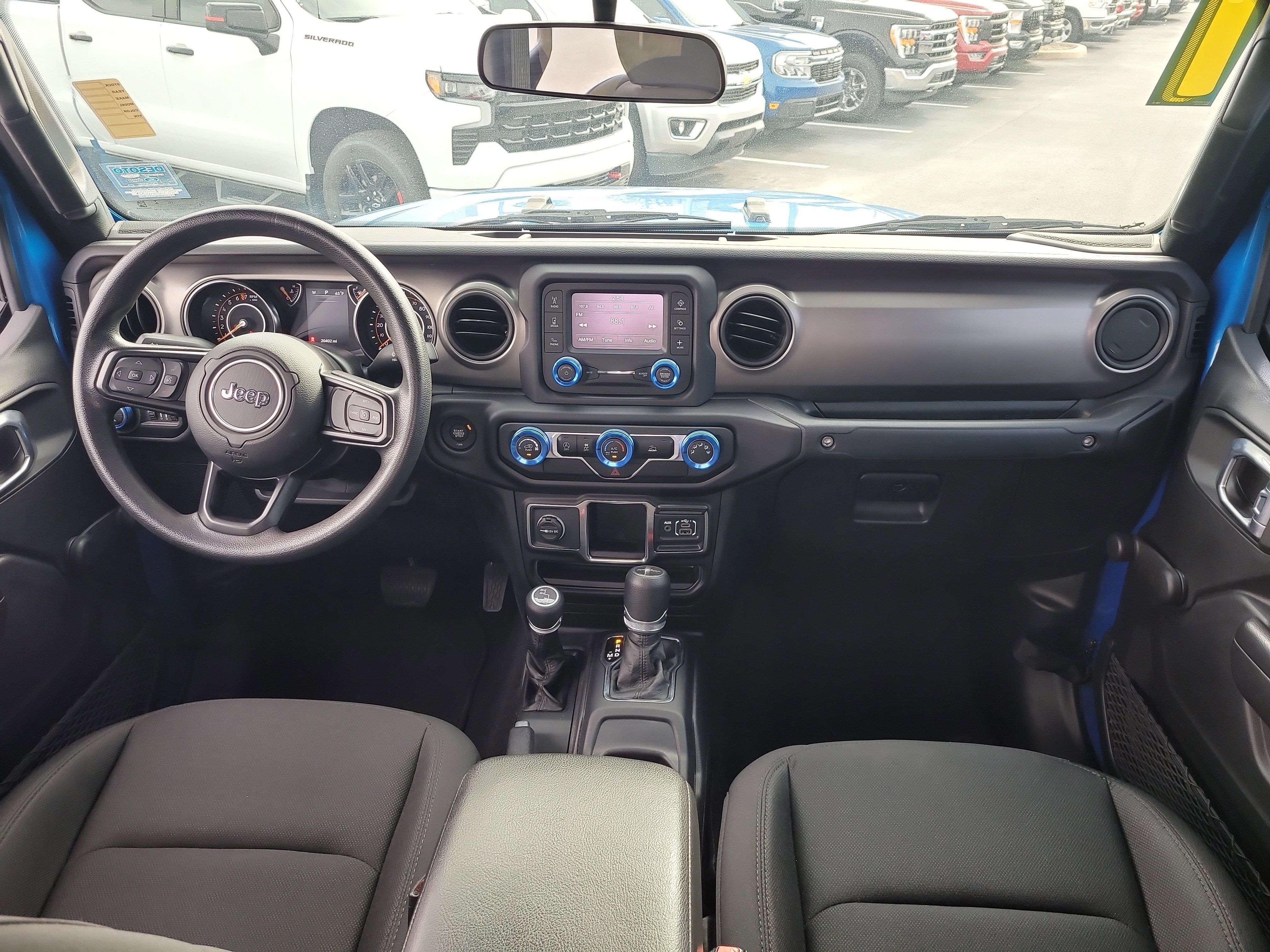 Used 2021 Jeep Gladiator Sport w/ Trailer Tow Package image 15