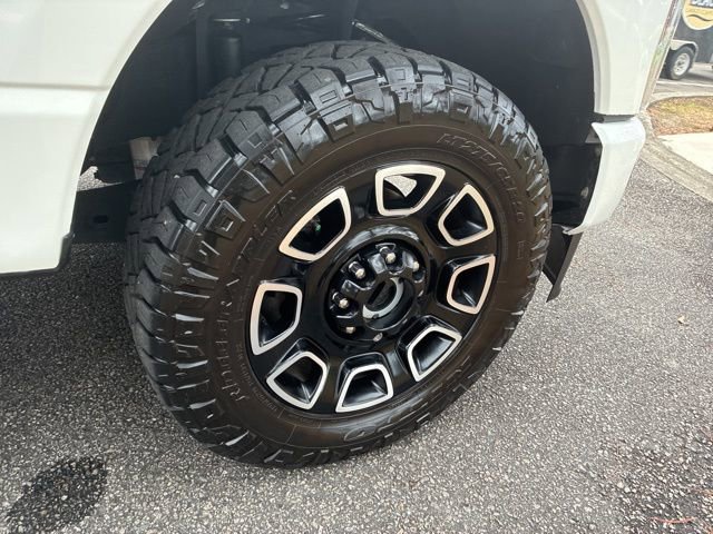 Used 2024 Ford F250 Platinum image 15