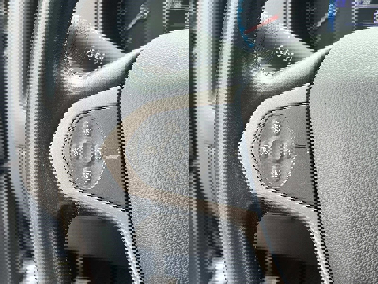 Used 2018 Chevrolet Colorado Z71 image 25