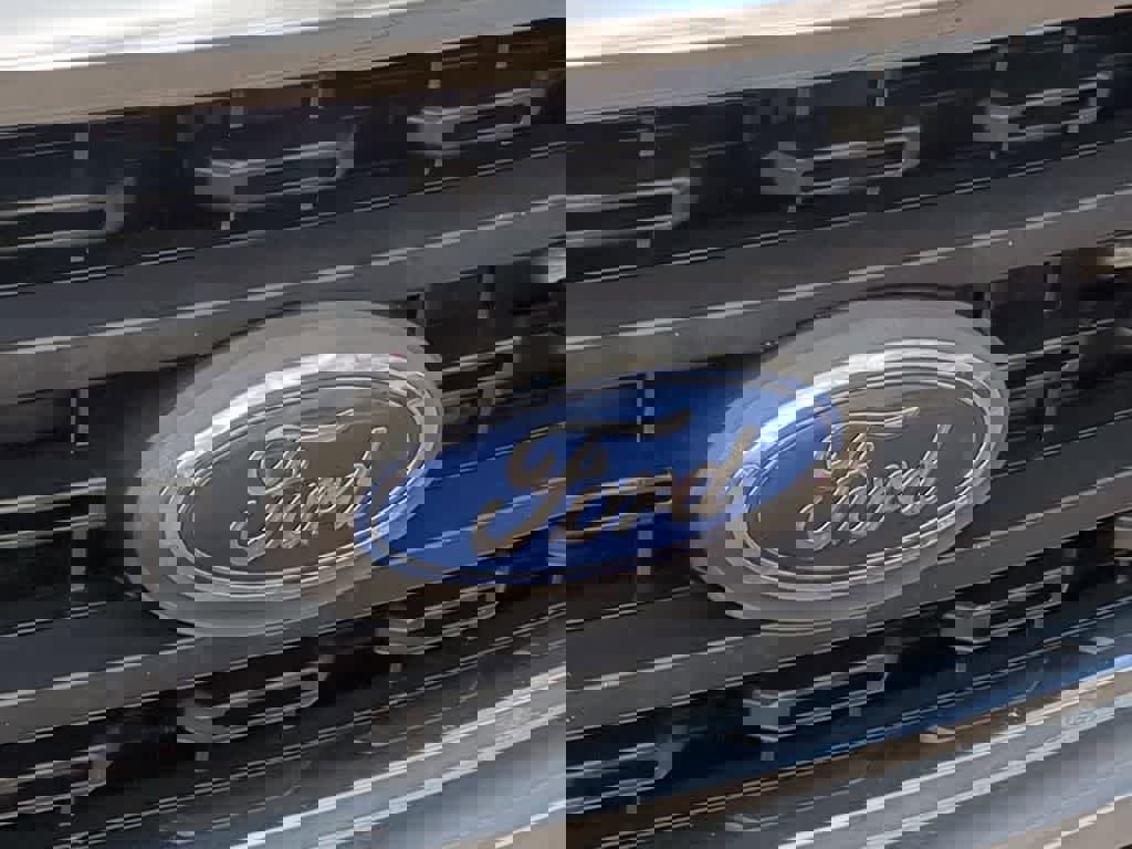 Used 2023 Ford F150 XLT w/ Trailer Tow Package image 11