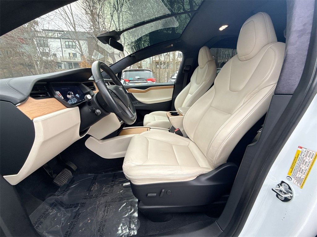 Used 2020 Tesla Model X Long Range image 13