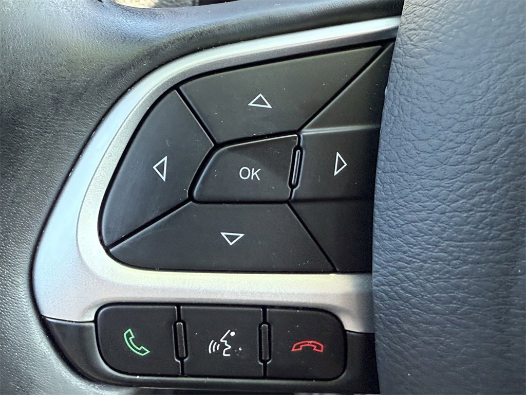 Used 2019 Jeep Compass Trailhawk image 20