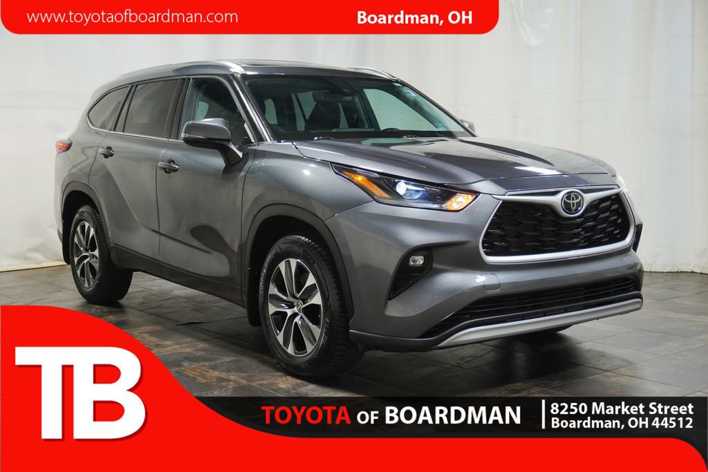 Used 2021 Toyota Highlander XLE