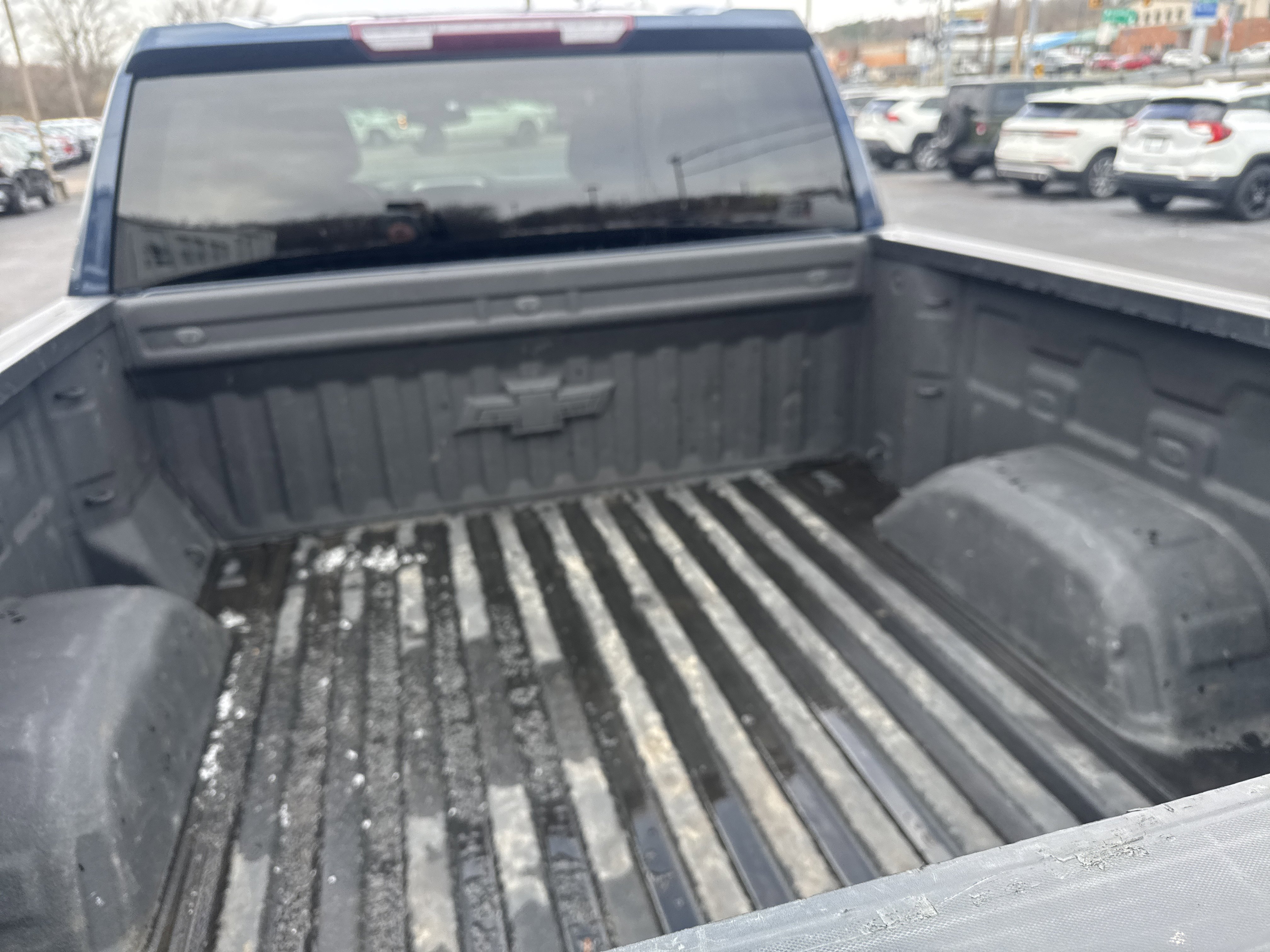 Used 2022 Chevrolet Silverado 1500 LT w/ Bed Protection Package image 5