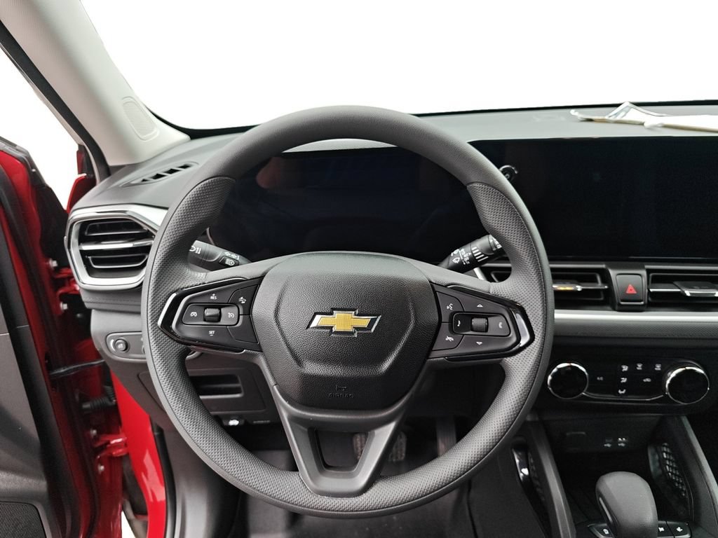 Used 2026 Chevrolet TrailBlazer LS w/ LS Convenience Package FWD image 18