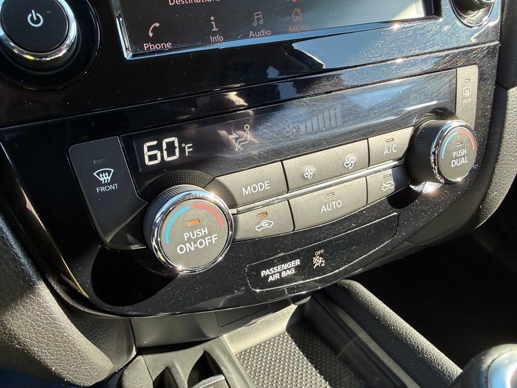 Used 2019 Nissan Rogue SV w/ Premium Package AWD/4WD image 29