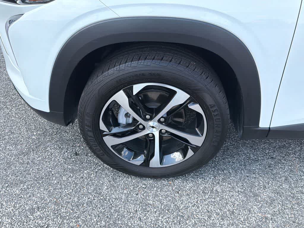 Used 2024 Chevrolet Trax RS w/ Driver Confidence Package FWD image 9