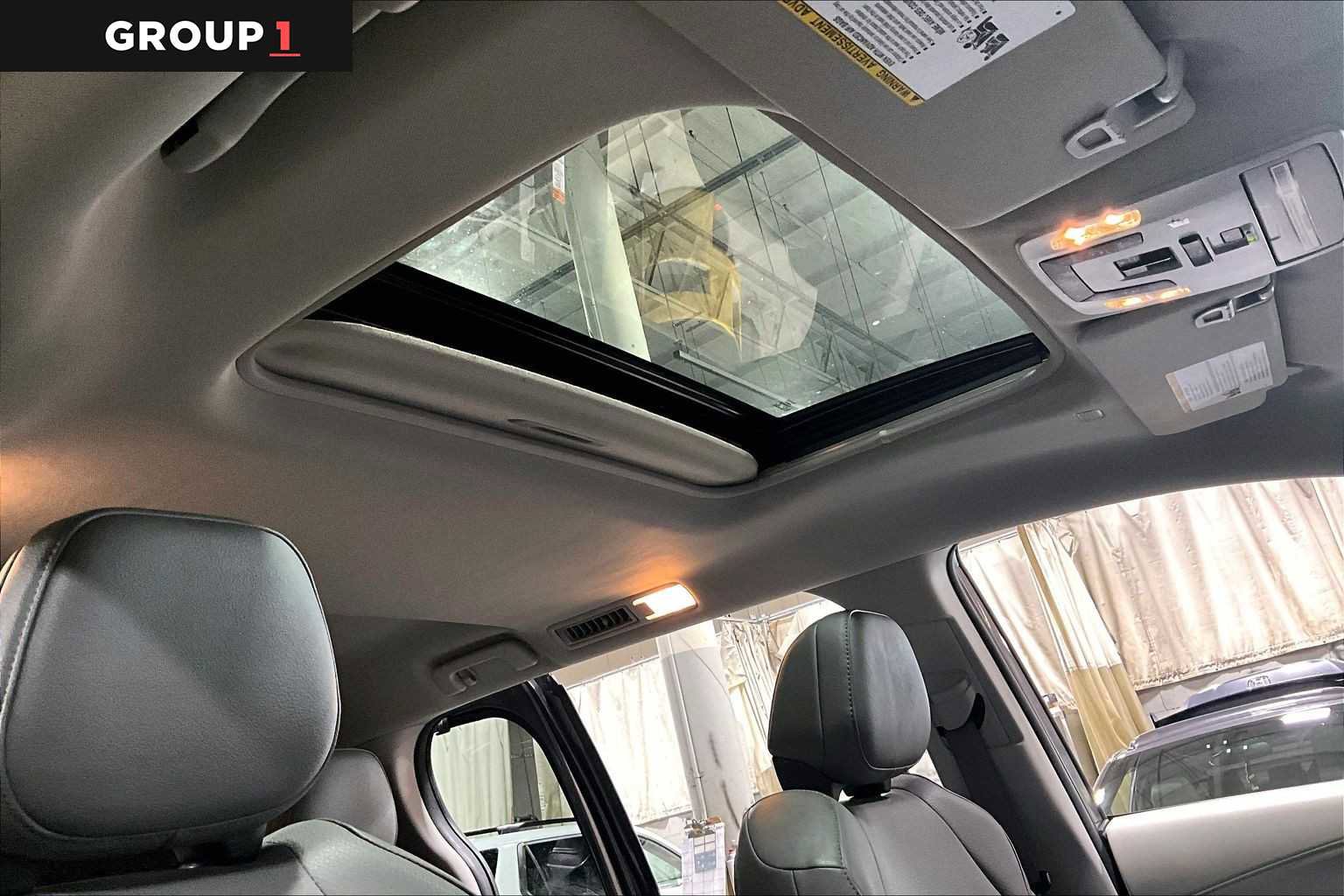 Certified 2021 Toyota Sienna XLE image 14