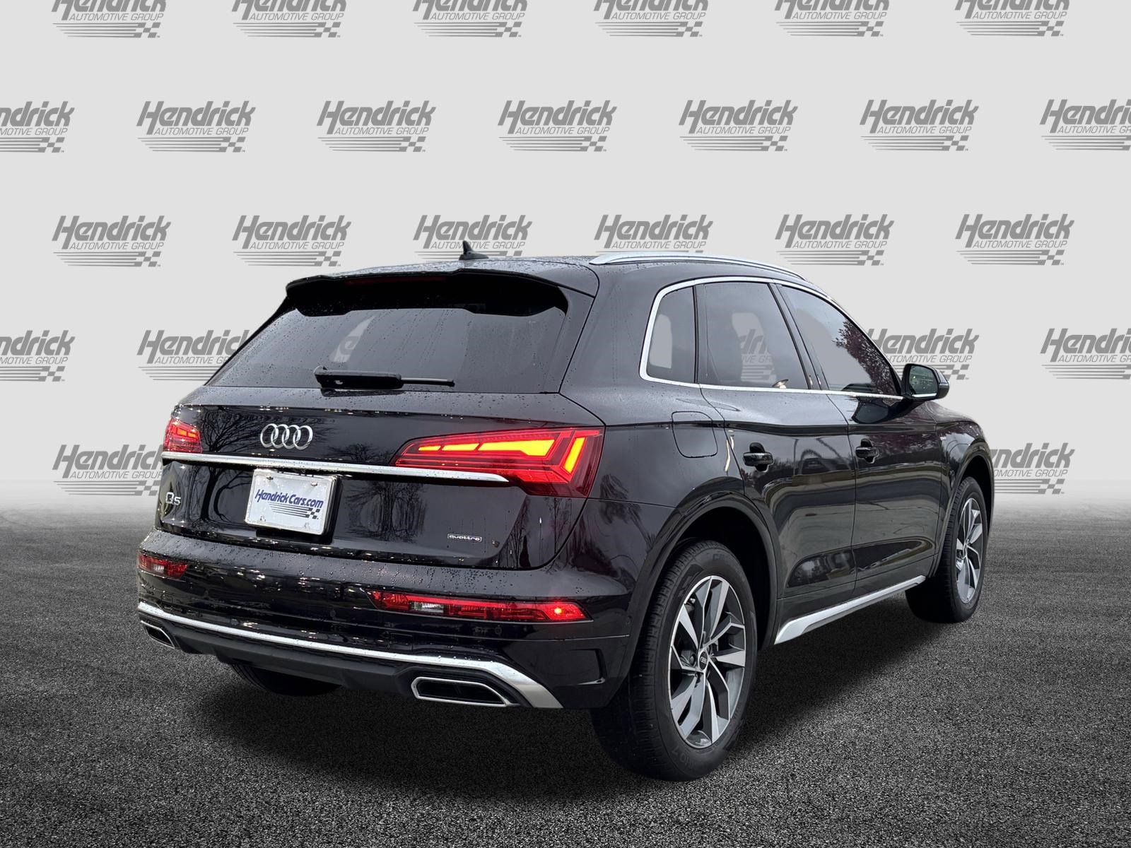 Used 2023 Audi Q5 2.0T Prestige w/ Prestige Package image 10