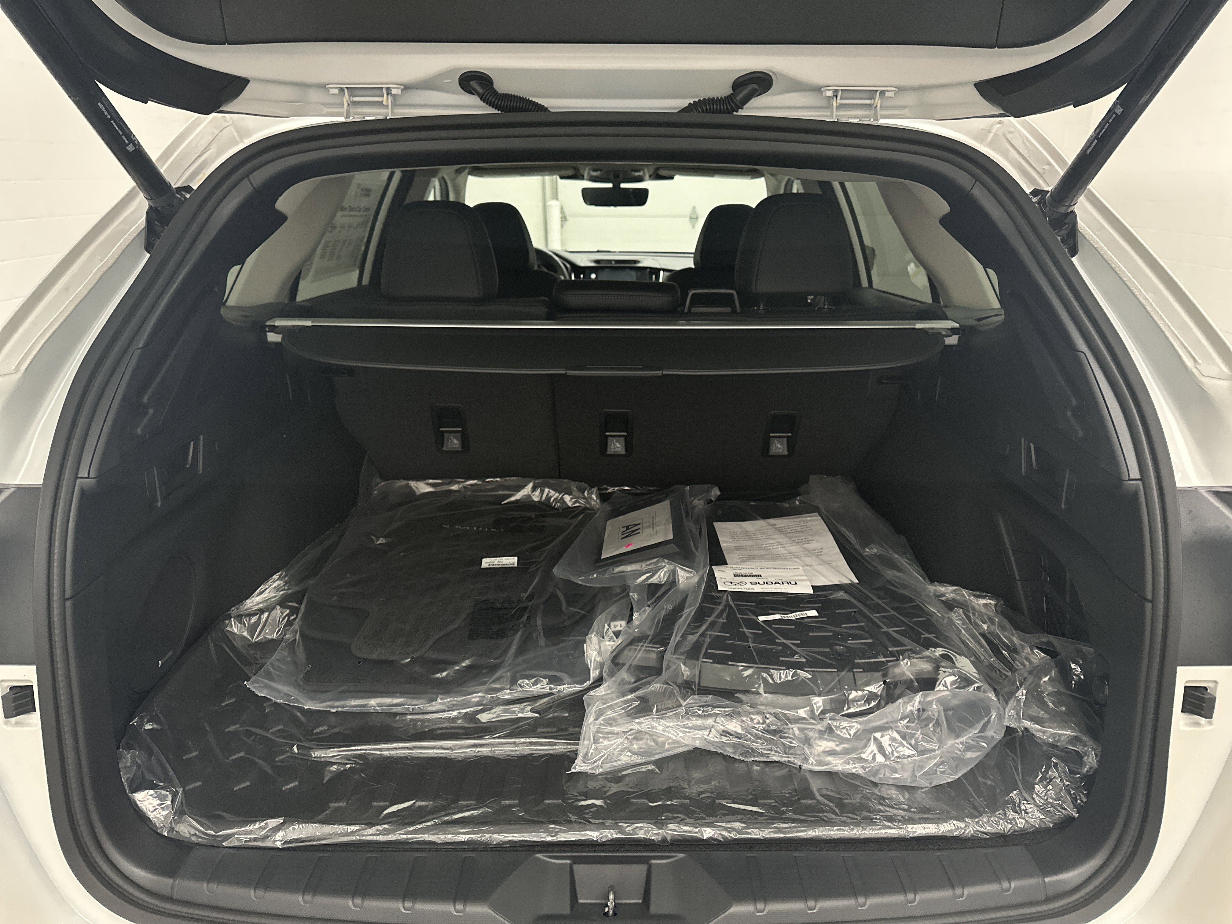 New 2025 Subaru Outback Limited image 14