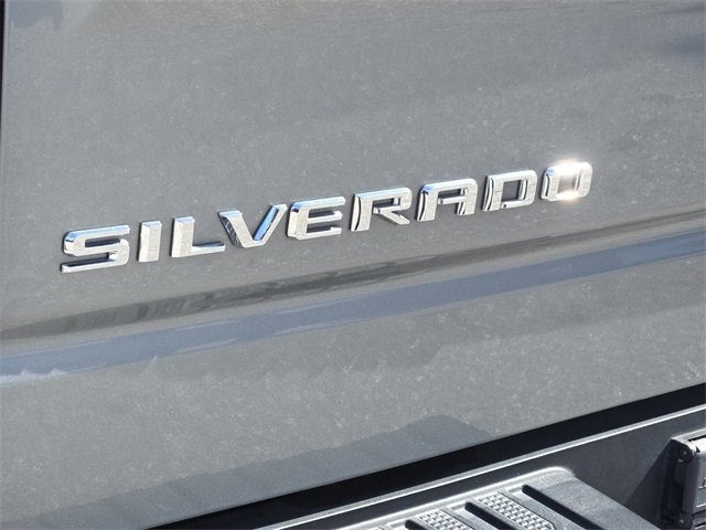 Used 2023 Chevrolet Silverado 1500 LTZ image 9