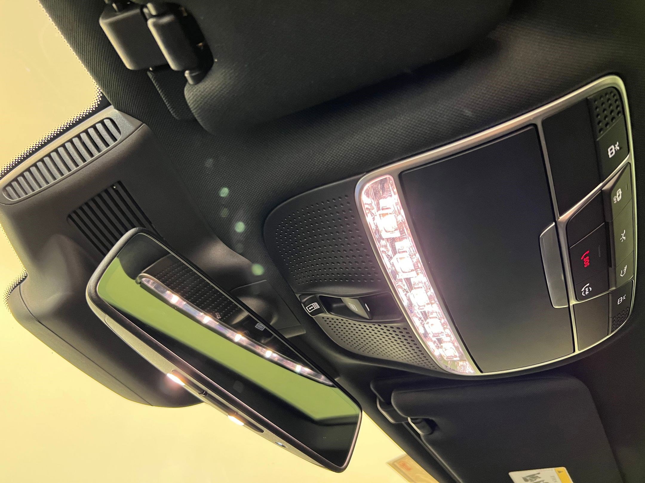 Used 2019 Mercedes-Benz S 450 Sedan image 18