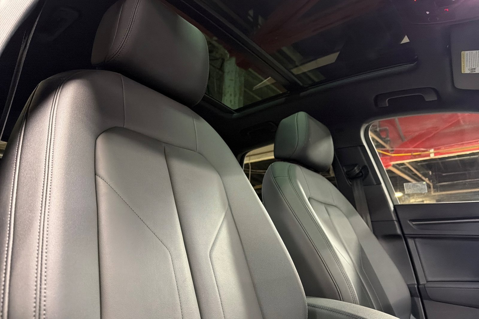 Used 2023 Audi Q3 2.0T Premium w/ Convenience Package image 16