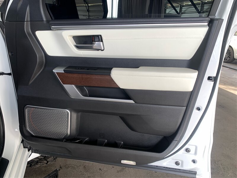 Used 2024 Toyota Tundra Capstone AWD/4WD image 20