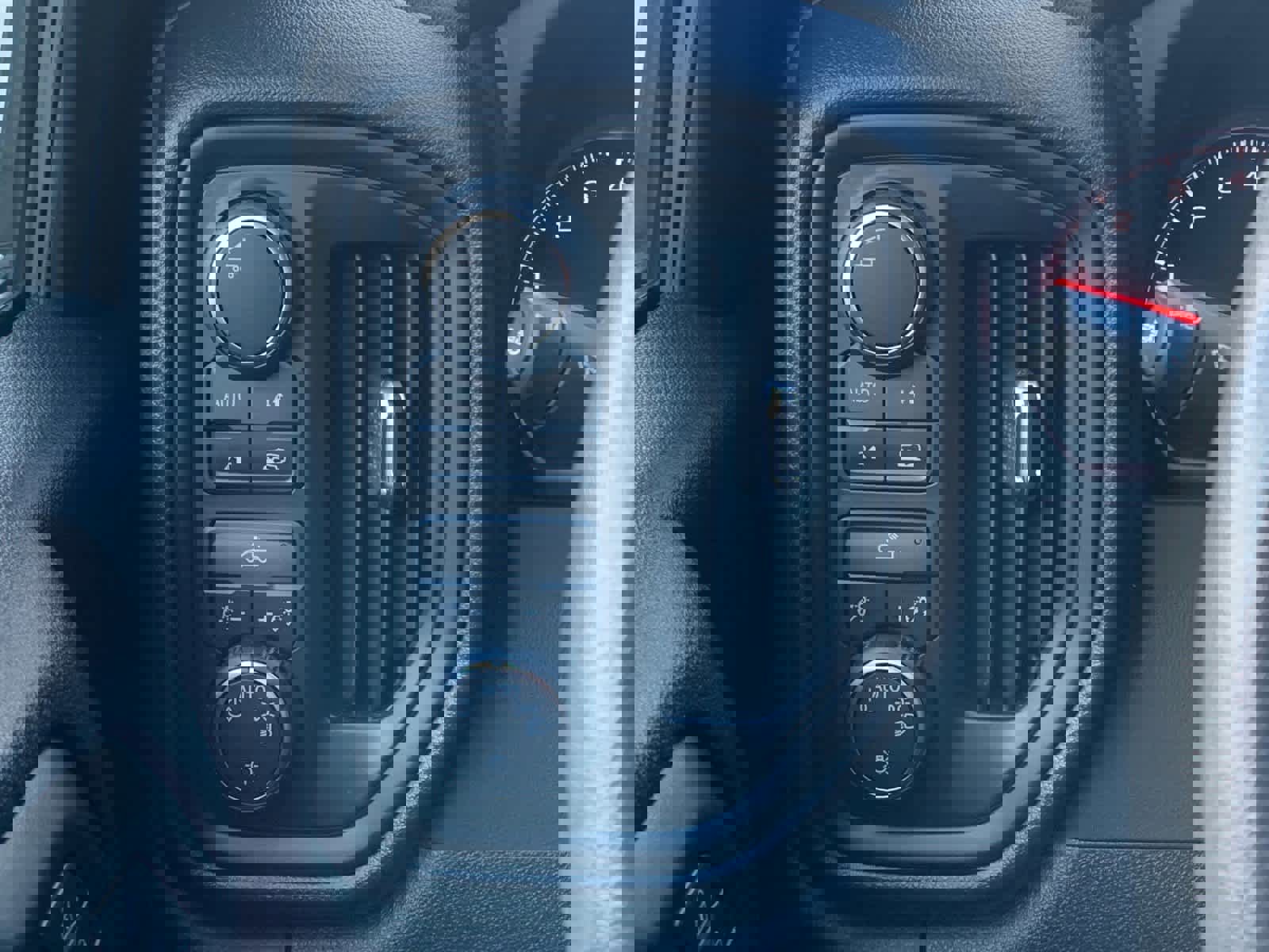 Certified 2024 Chevrolet Silverado 1500 Custom image 21