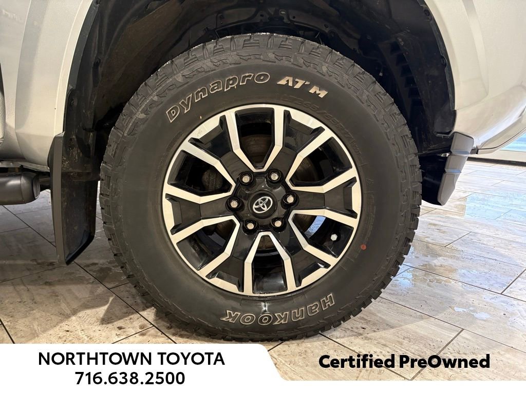 Used 2023 Toyota Tacoma TRD Sport image 32