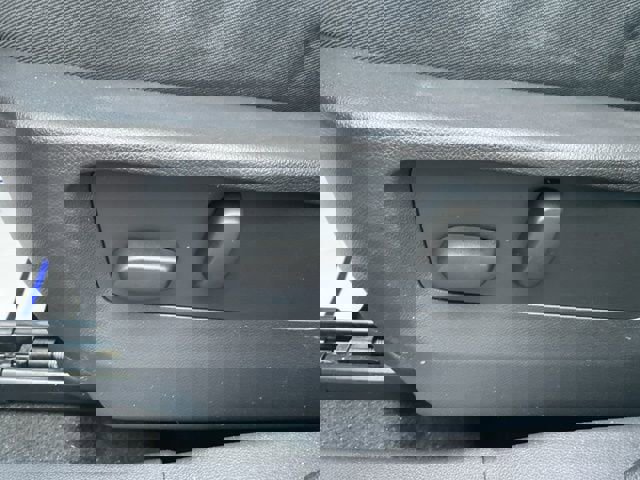 Used 2023 Buick Envision Avenir image 28