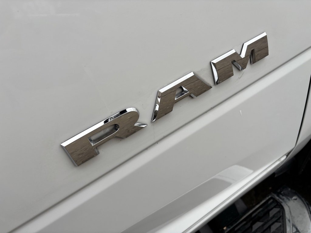 Used 2023 RAM 3500 Big Horn w/ Level 1 Equipment Group image 9