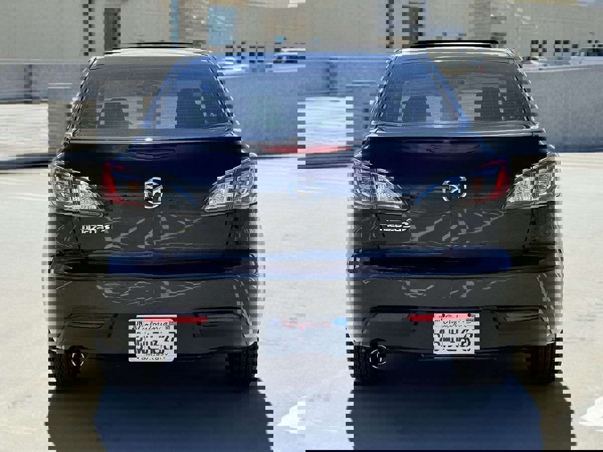 Used 2011 MAZDA MAZDA3 i Touring image 19