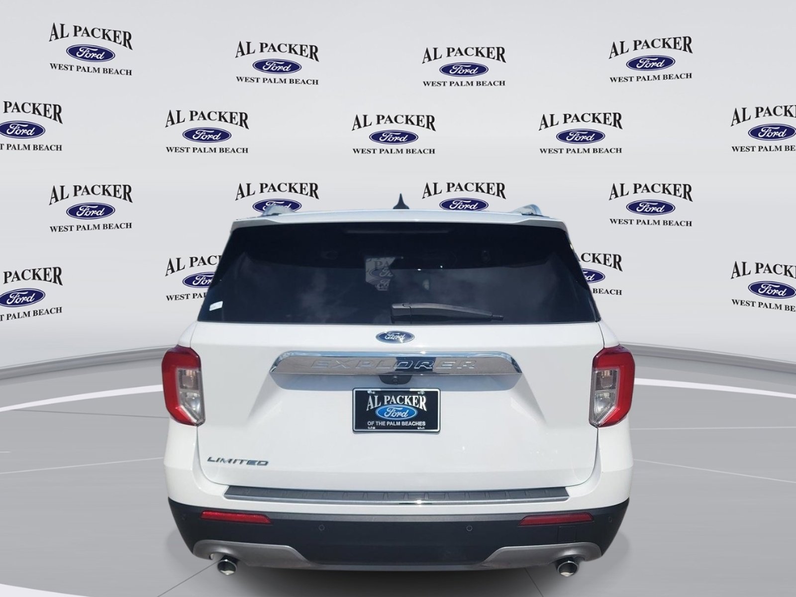 Certified 2022 Ford Explorer Limited RWD image 4